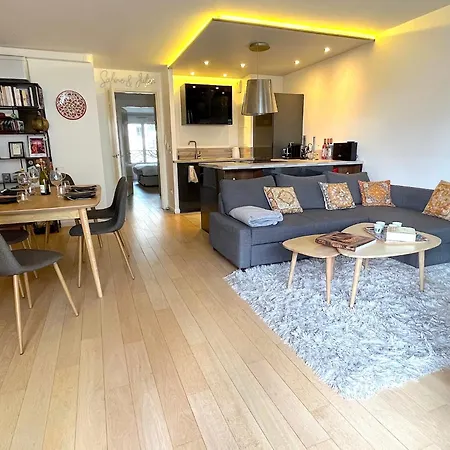 Le Penthouse De Apartment