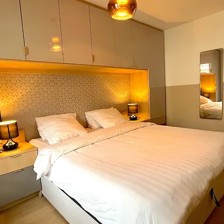 Le Penthouse De * Levallois-Perret