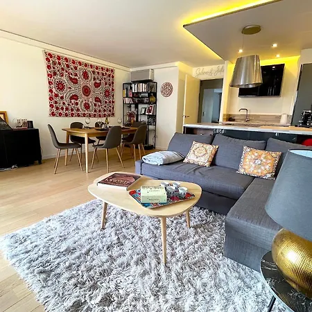 Le Penthouse De