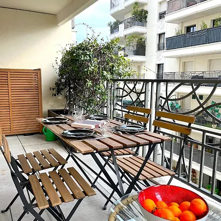 Le Penthouse De * Levallois-Perret