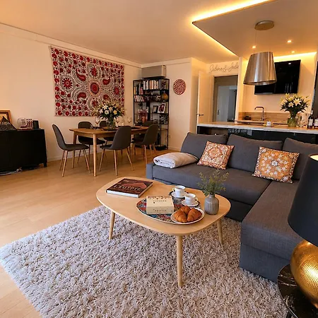 Le Penthouse De