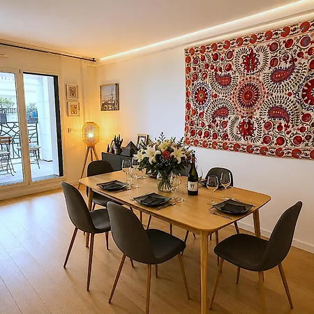 Le Penthouse De